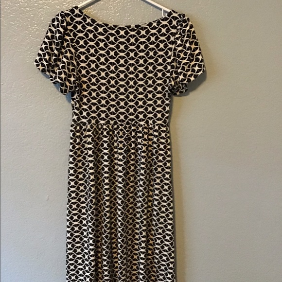 Studio M Dress - Picture 3 of 7